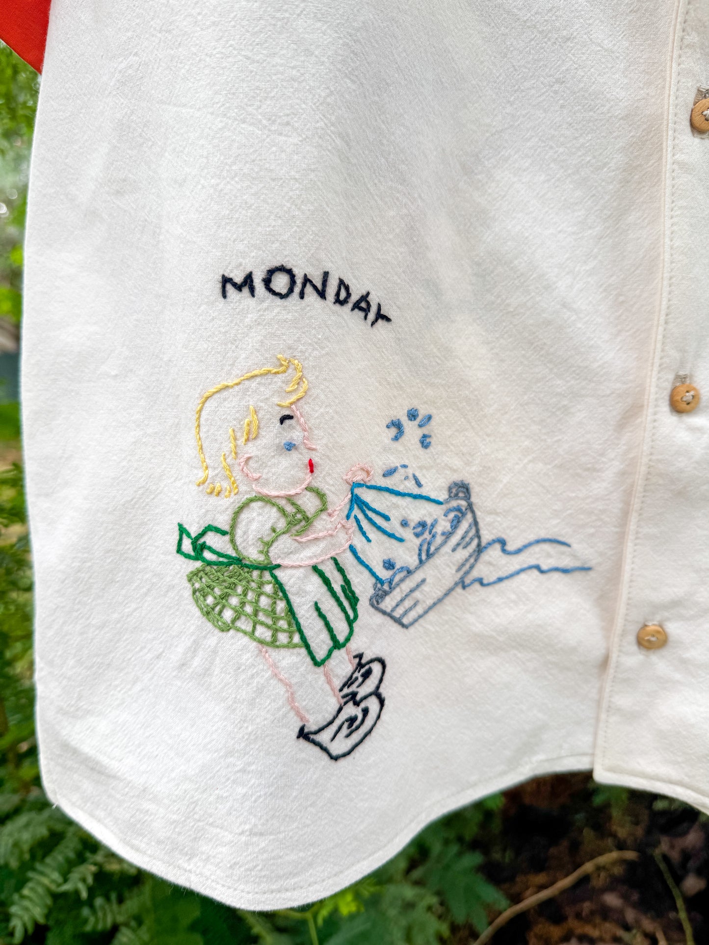 MONDAY EMBROIDERED BUTTON UP (SMALL)