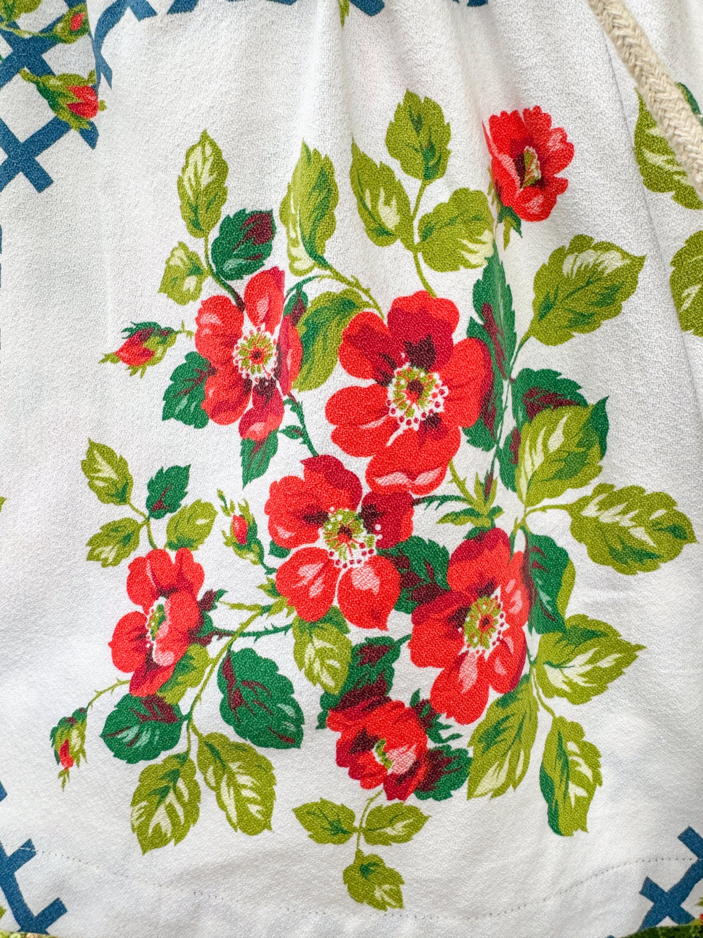 RED FLORAL TABLECLOTH SHORTS (MEDIUM/LARGE)