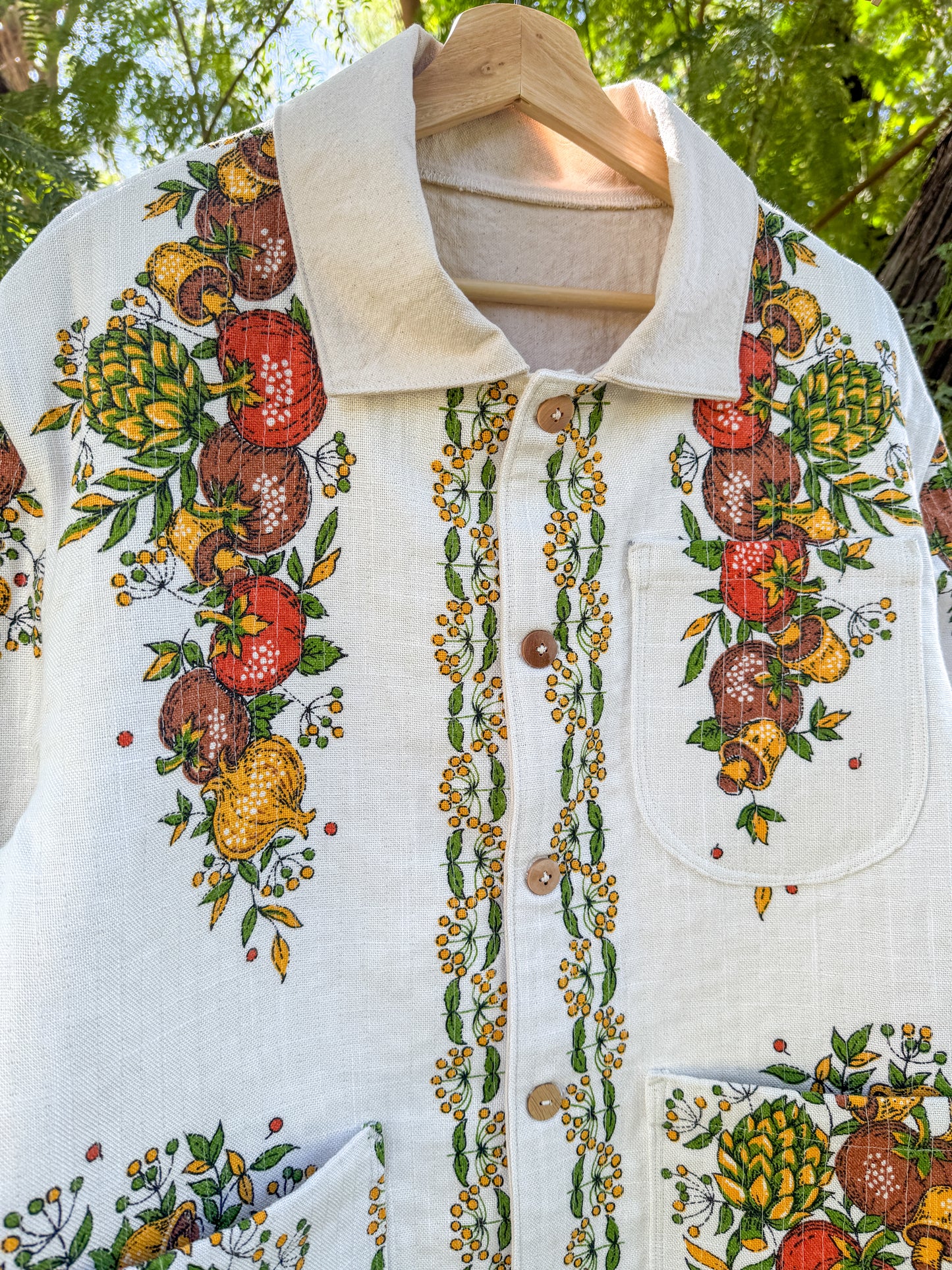 FALL VEGGIES TABLECLOTH CHORE COAT (X-LARGE)