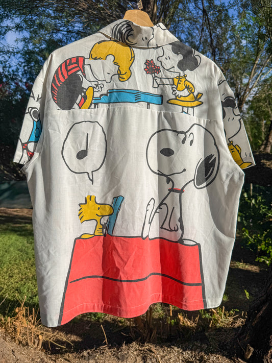 PEANUTS GANG BUTTON UP (MEDIUM)