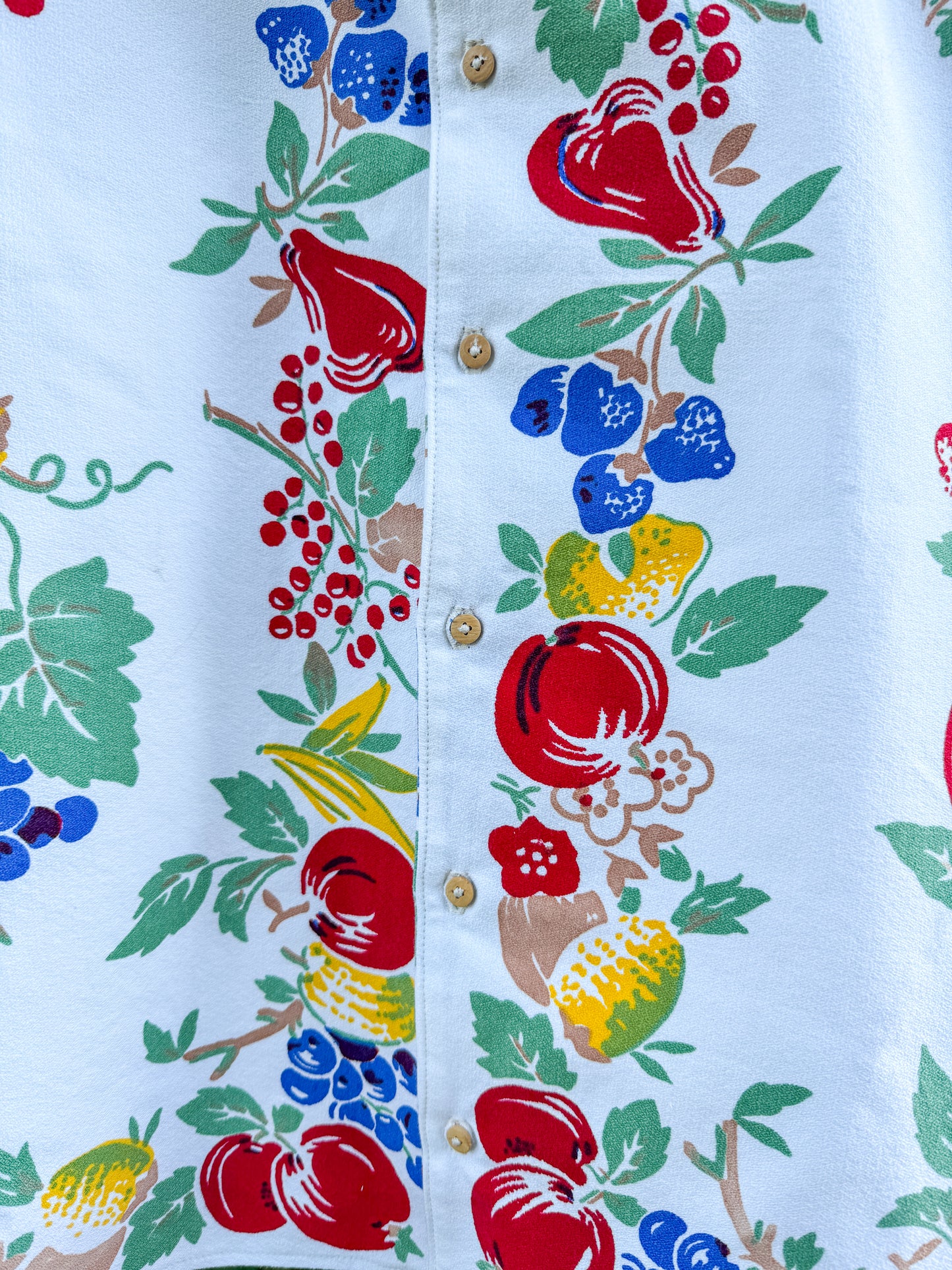 FRUIT TABLECLOTH BUTTON UP (SMALL)
