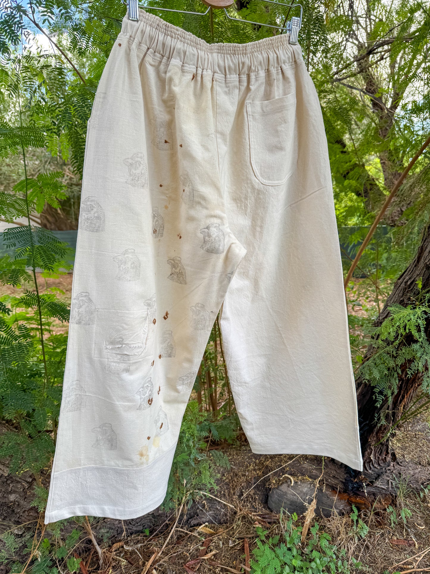 ALWAYS A HEAD CHICKEN FEED SACK PANTS (L/XL)