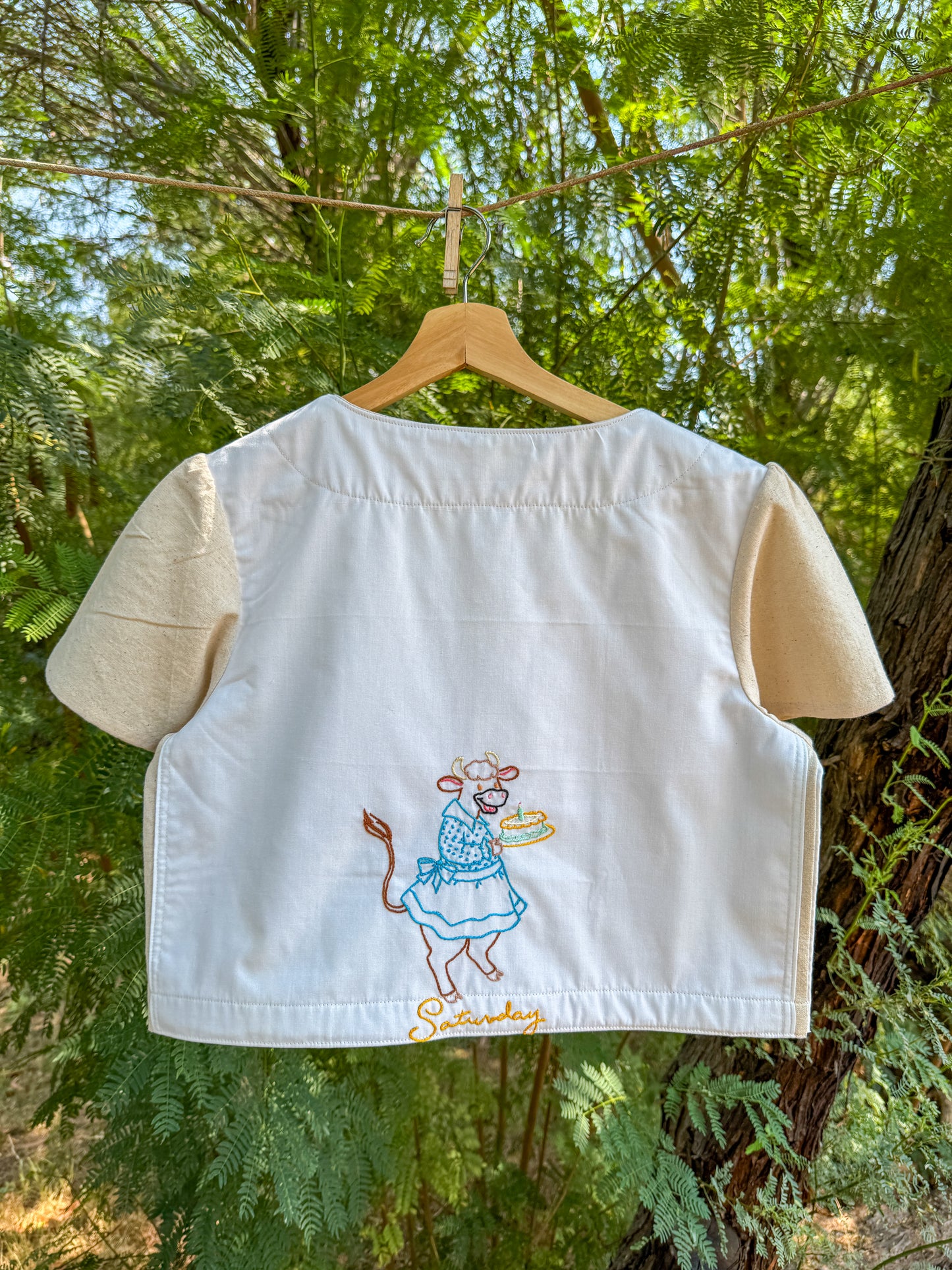 CUTE COWS TIE TOP (MEDIUM)