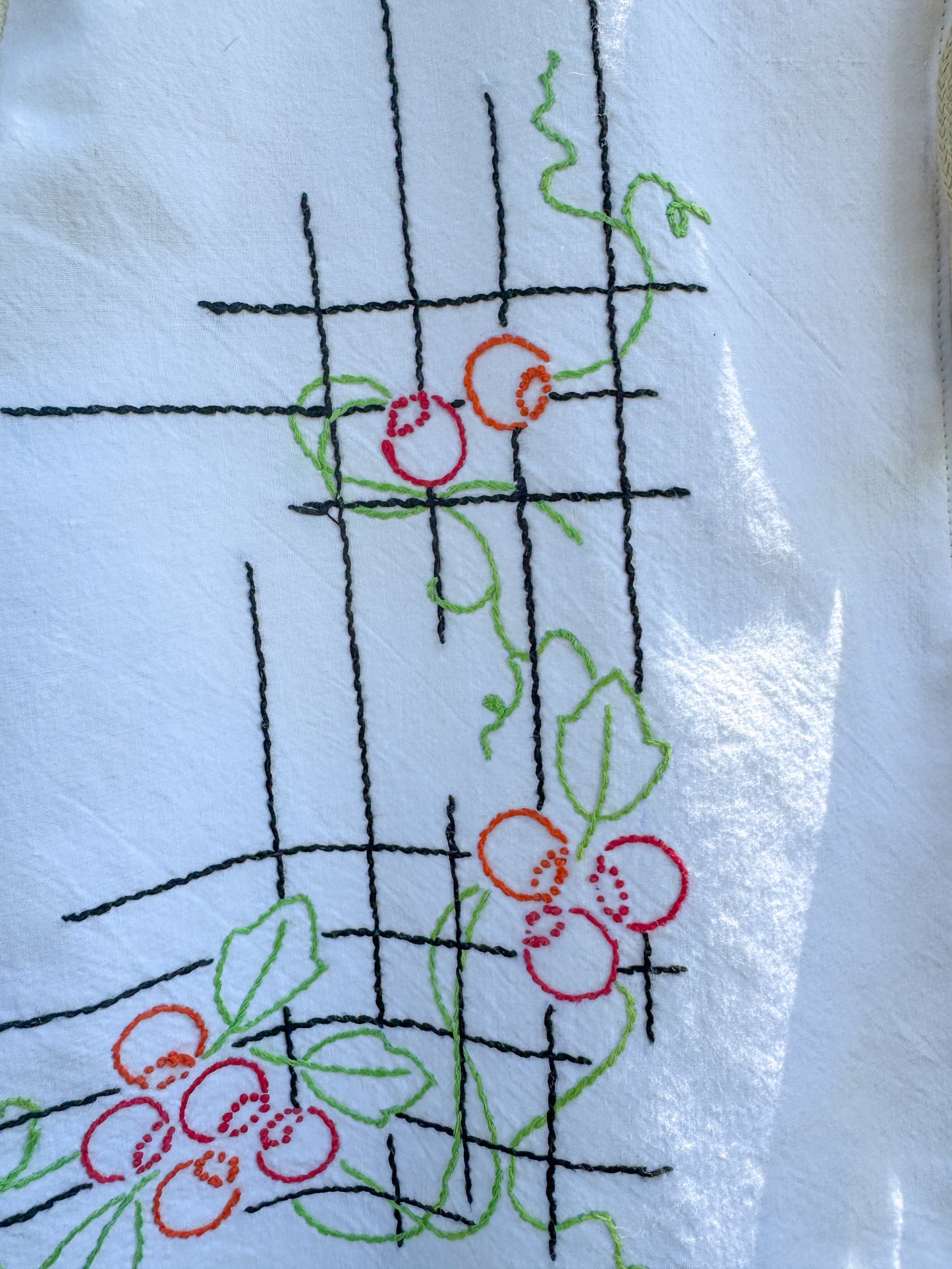 LITTLE BERRIES TIE TOP (1X)